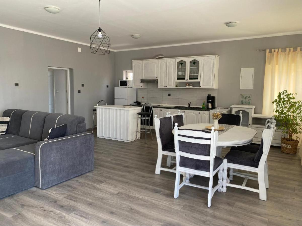 Iris Holiday Home Trbounje Ngoại thất bức ảnh