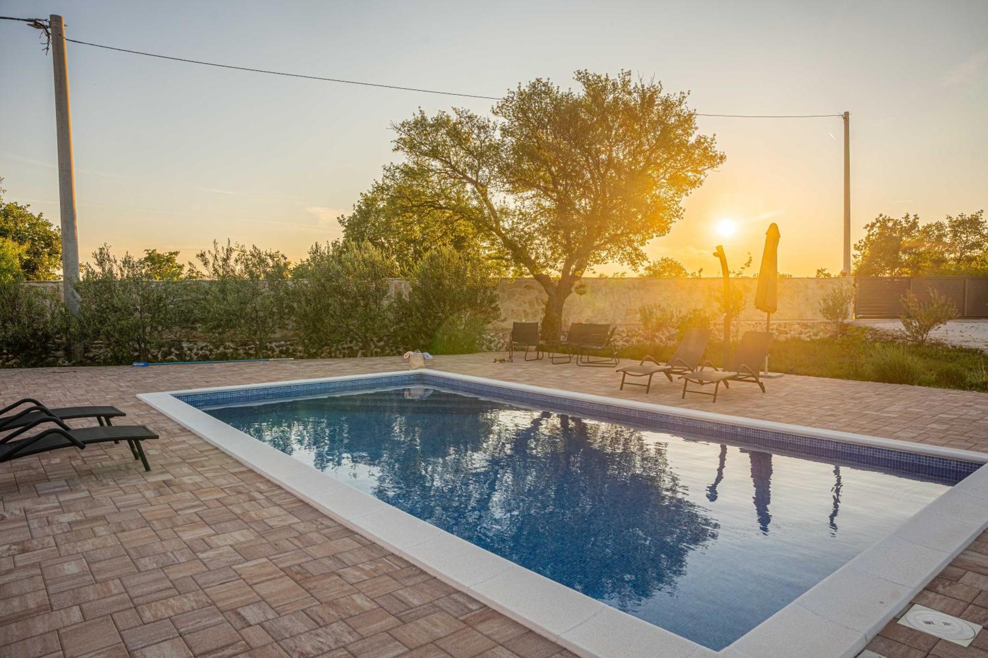 Iris Holiday Home Trbounje Ngoại thất bức ảnh